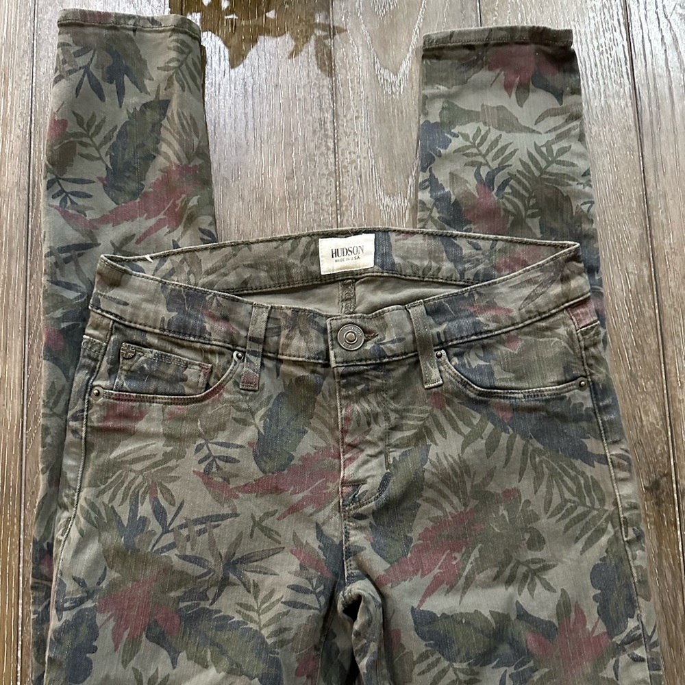 Hudson Jeggings - Picture 3 of 12